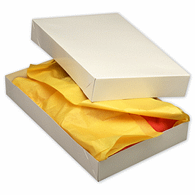 White Two-Piece Apparel Boxes, 17 x 11 x 2 1/2'