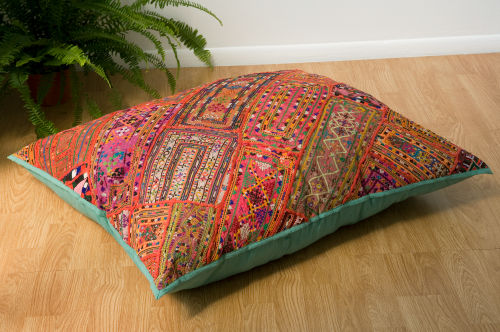 Artizan Pillow