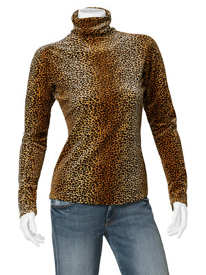 leopard t-neck
