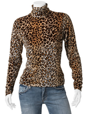classic leopard t-neck