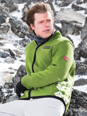 preikestolen sweater