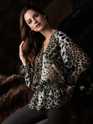 tecia leopard shirt