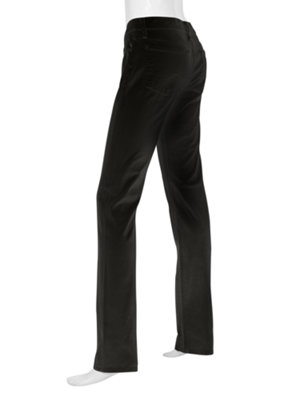 strait black jean