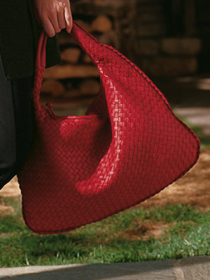 veneta classic bag red