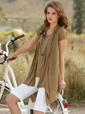 carina vest