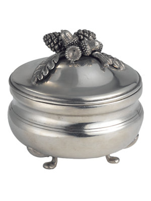 forest box with acorn lid