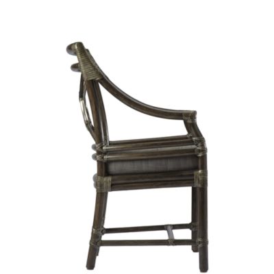 Shown in: Dark Tobacco finish with Sailcloth Shell fabric