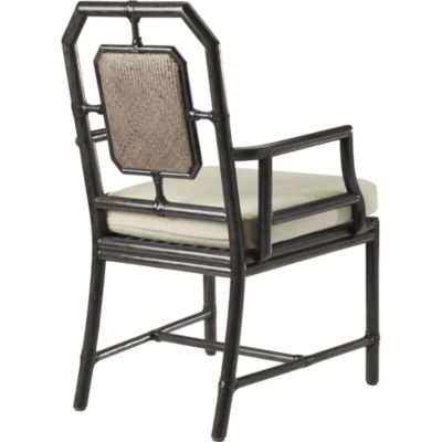 Shown in: Gunmetal finish and Natural Linen fabric