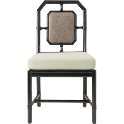 Shown in: Gunmetal finish and Ivory Linen fabric
