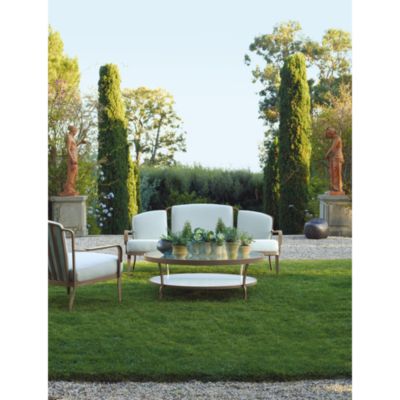 Shown In: Driftwood finish and KVBB202 fabric