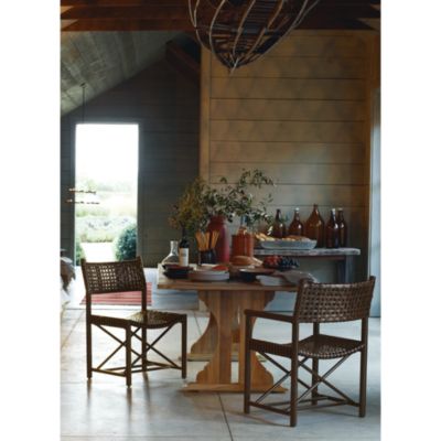 Shown In: Havana finish