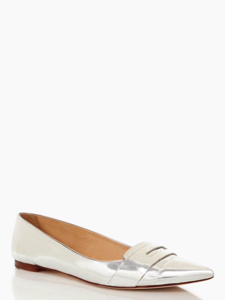 gwen flat