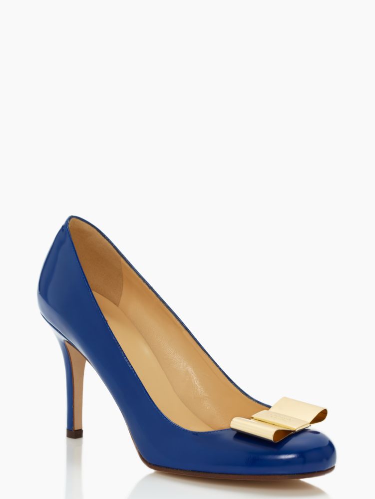 karolina bow heel