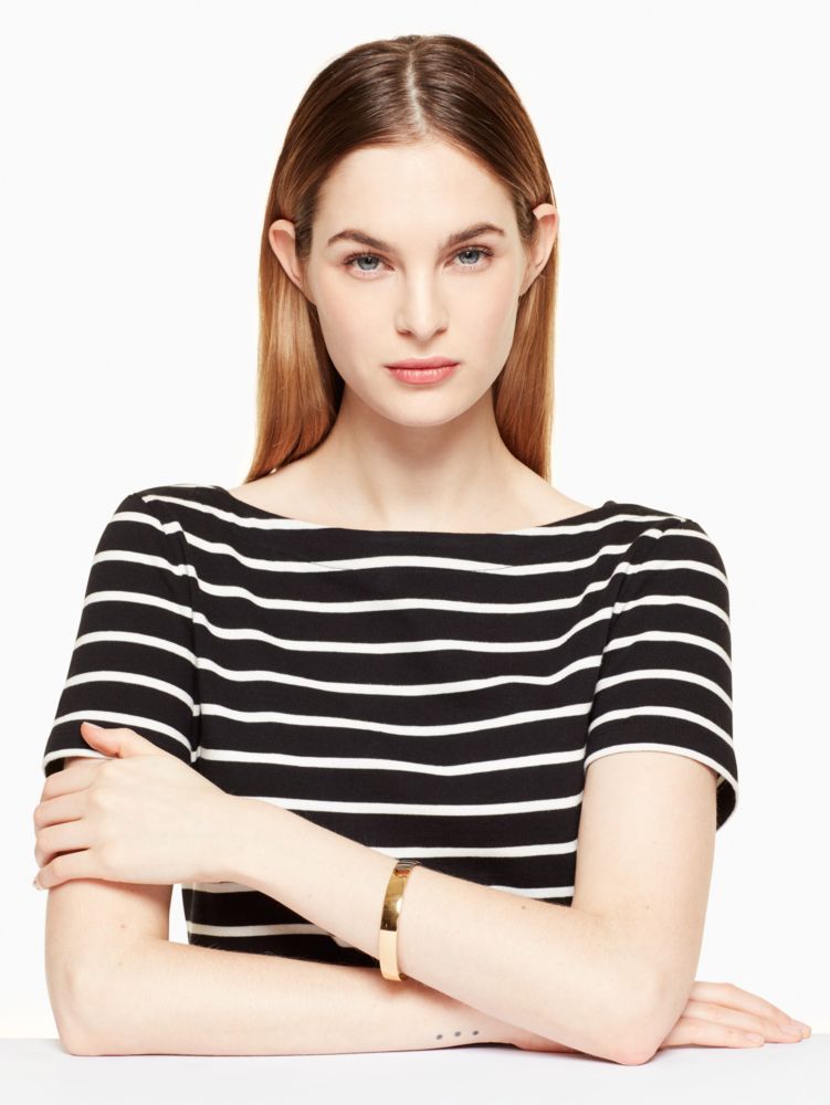 solid gold idiom bangle