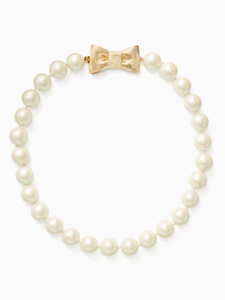 all wrapped up pearls short necklace