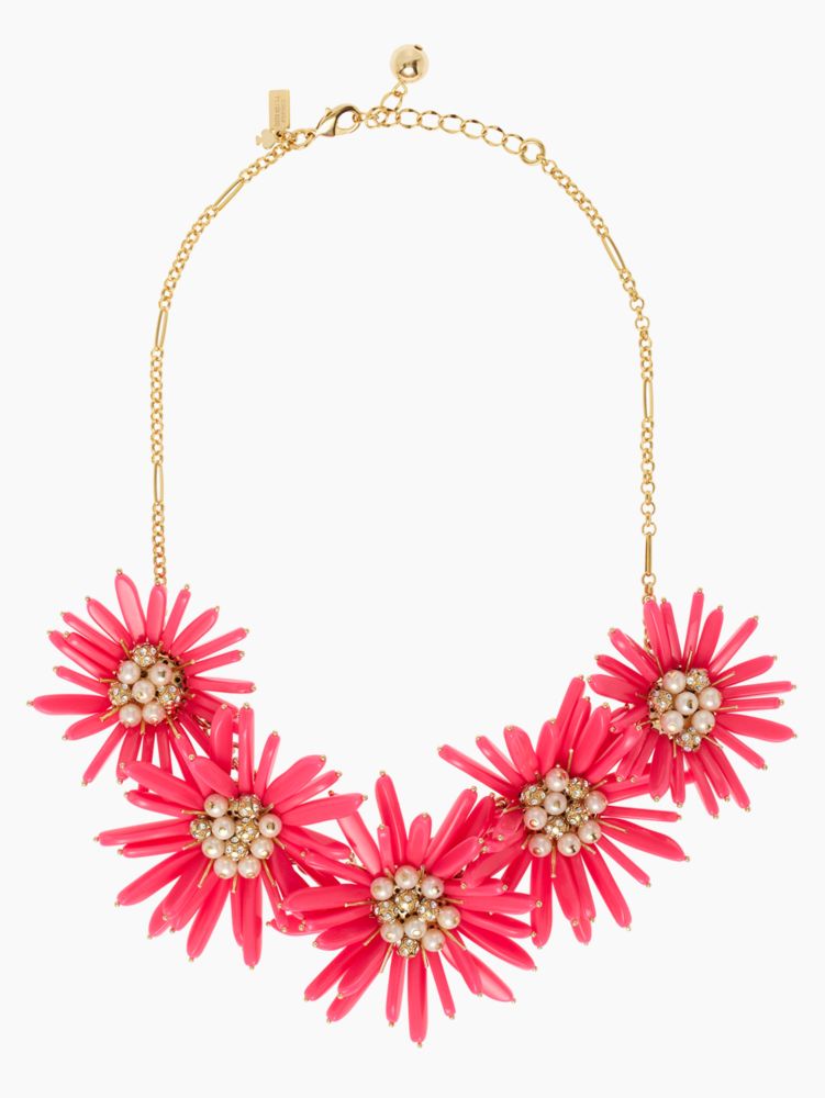 field day statement necklace