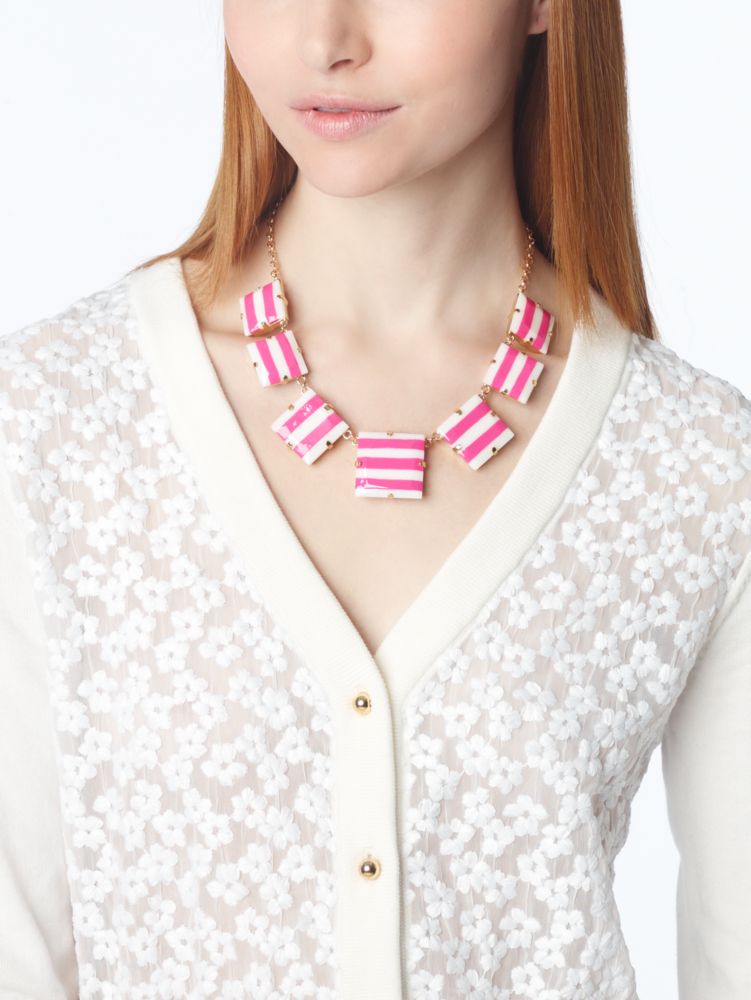 stripe setting short necklace