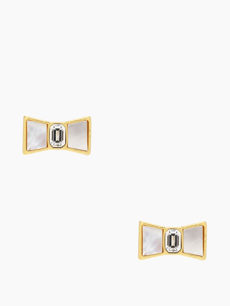 bow shoppe studs