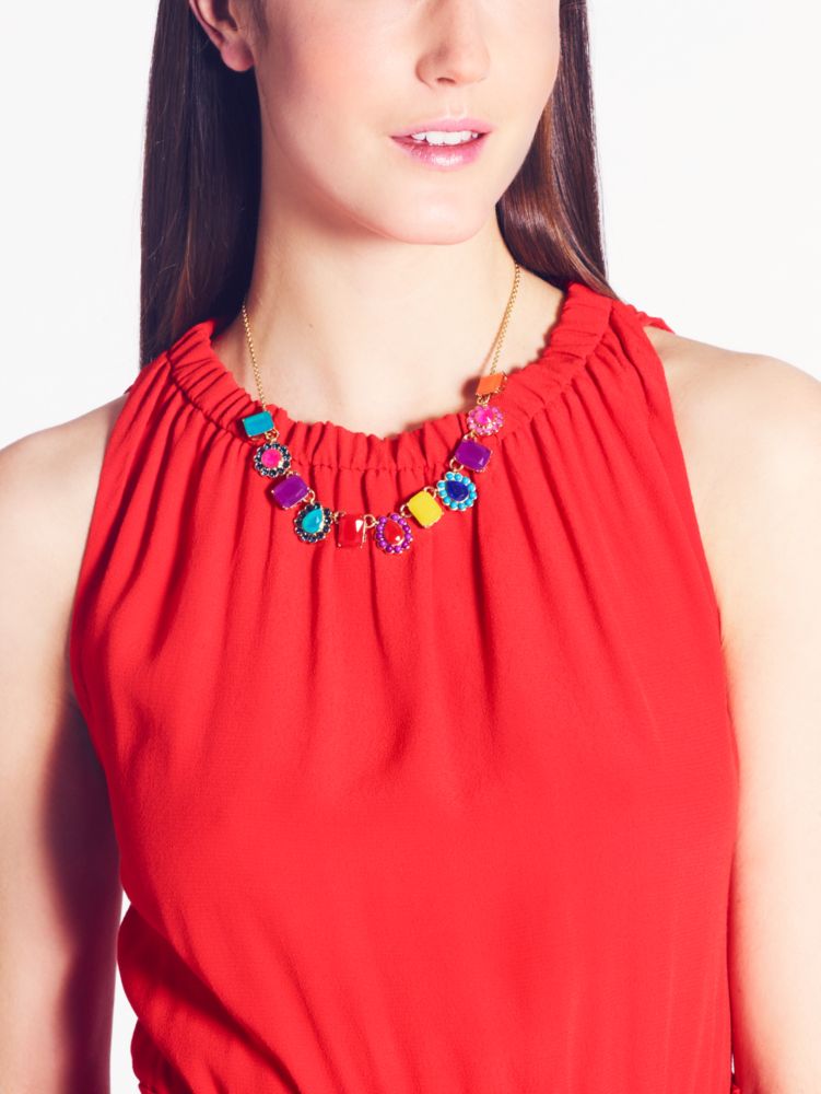 run around thin necklace