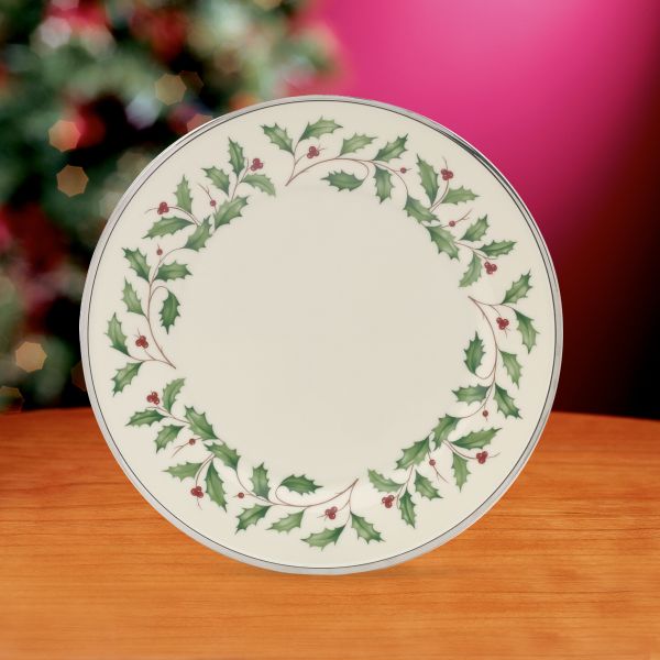 Holiday Platinum Dinner Plate