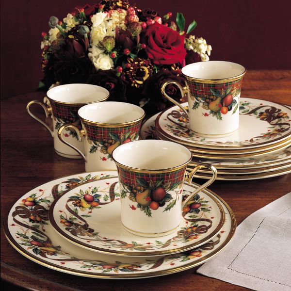 Holiday Tartan 12-piece Dinnerware Set