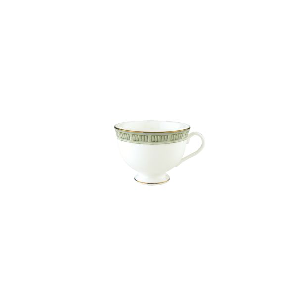 Colonial Shutter Footed Cup