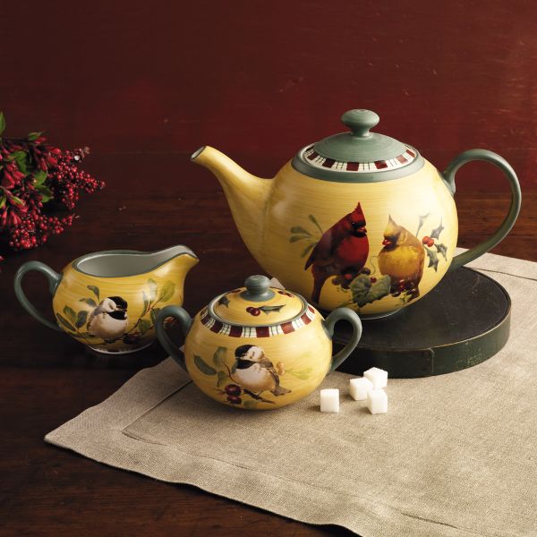 Winter Greetings® Tea Set