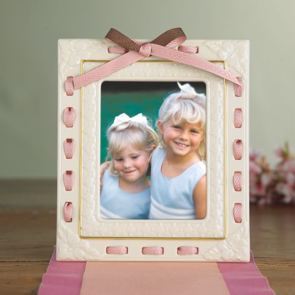 Tied with Love Felicity Frame