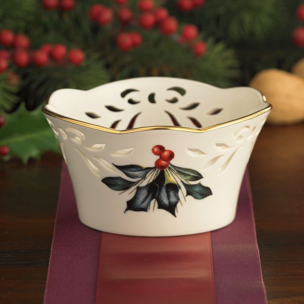 Winter Greetings®  Pierced Small Bowl