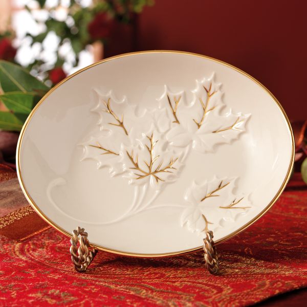 Maple Leaf Dish