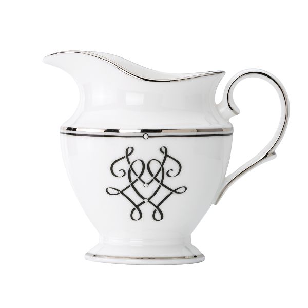 Scripted Platinum Creamer