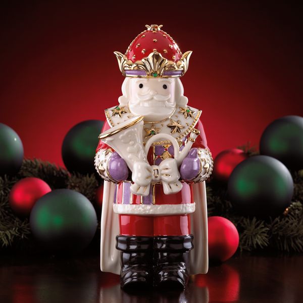 Nutcracker with Horn