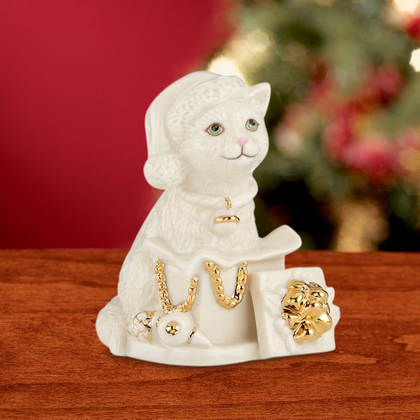 Cat with Christmas Box