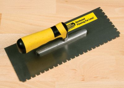 3/16" x 1/4" x 1/2" Flat V-Notch Trowel