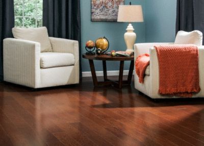 Sch�n Engineered&nbsp;Natural&nbsp;1/2"x5"&nbsp;Hickory&nbsp;Caraya spp.&nbsp;Stained Finish&nbsp;Engineered