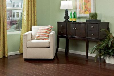 Sch�n Engineered&nbsp;Natural&nbsp;1/2"x5"&nbsp;Hickory&nbsp;Caraya spp.&nbsp;Stained Finish&nbsp;Engineered