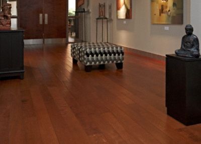 Virginia Mill Works Engineered&nbsp;Natural&nbsp;Birch&nbsp;Betula Spp.&nbsp;Prefinished Handscraped&nbsp;Engineered