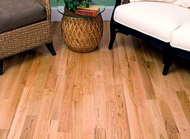 BELLAWOOD&nbsp;Rustic&nbsp;3/4"x3 1/4"&nbsp;Red Oak&nbsp;Clear Finish&nbsp;Solid