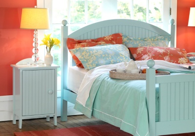 Island Bed in Porch