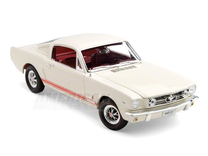 Diecast 1/18 Scale 1965 Fastback Mustang Collectible
