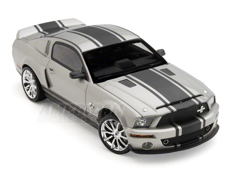 Diecast 1/18 Scale Shelby GT500 Mustang Collectible