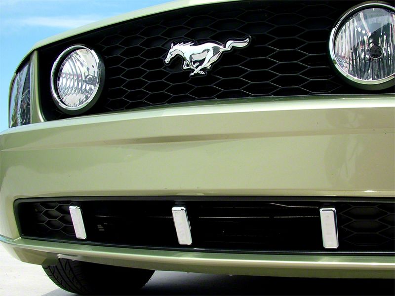 Grille Pillar Accents - Chrome (05-09 GT)