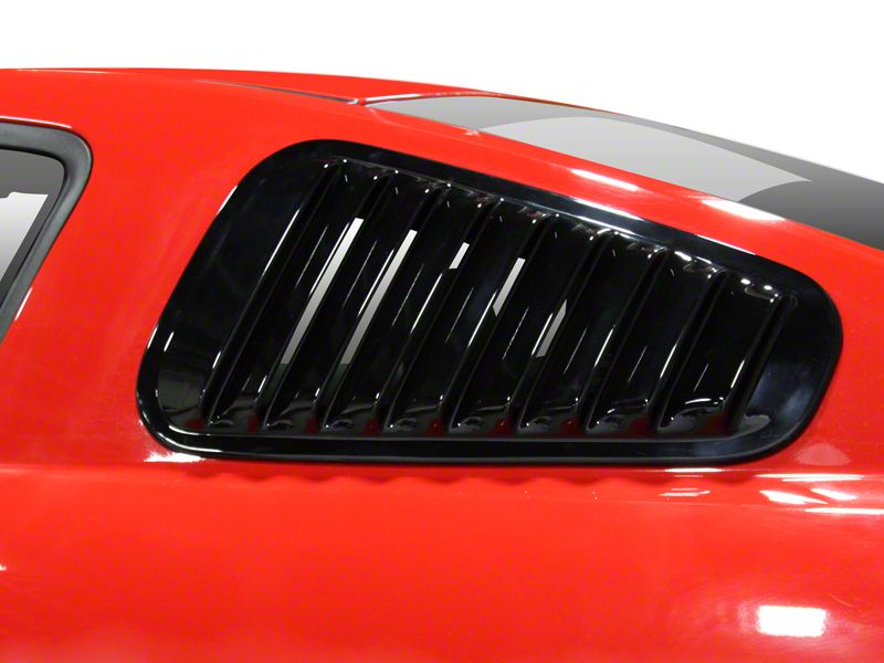 Mustang Black Louvered C-Pillar Scoops (05-10)