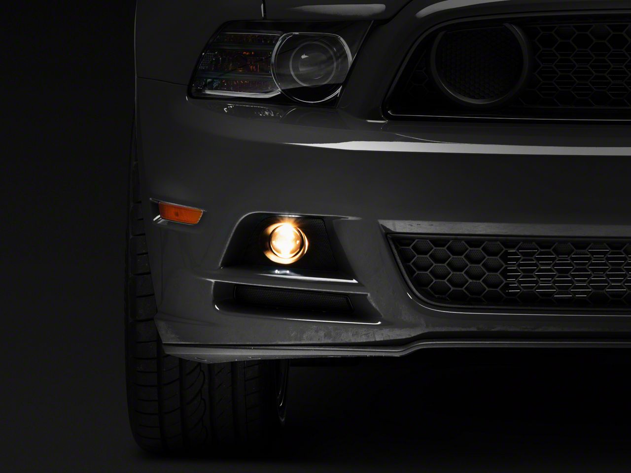 Raxiom Fog Light Kit (13-14 V6)