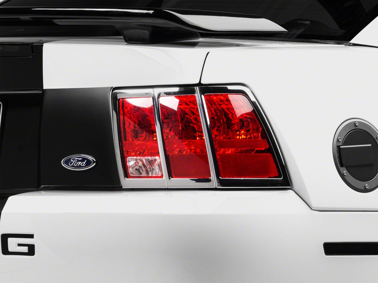 MMD Chrome Tail Light Trim (99-04 All)