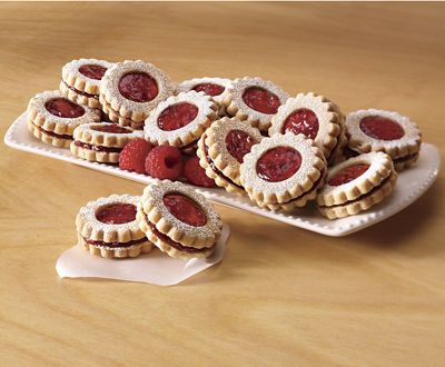 gluten free raspberry linzer cookies 9