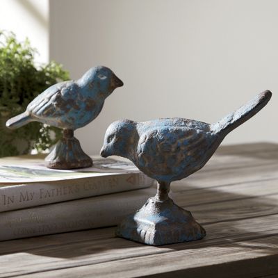 set of 2 bird figurines 48