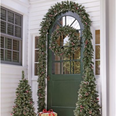 Vienna Porch Tree Garland and Wreath