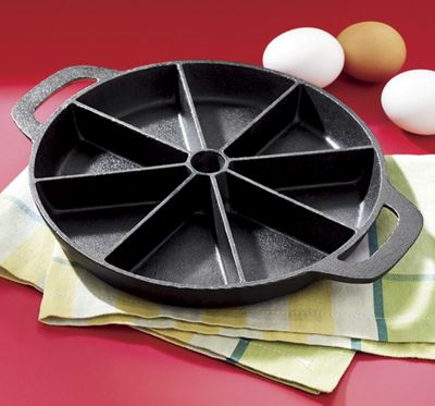 Cast Iron Cornbread Pan 1