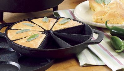 Cast Iron Cornbread Pan 1